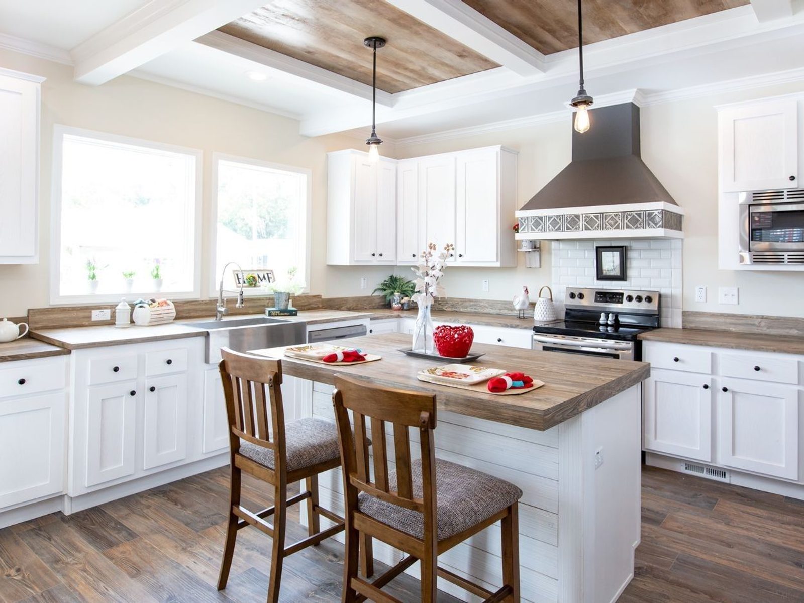 Kitchen with Island